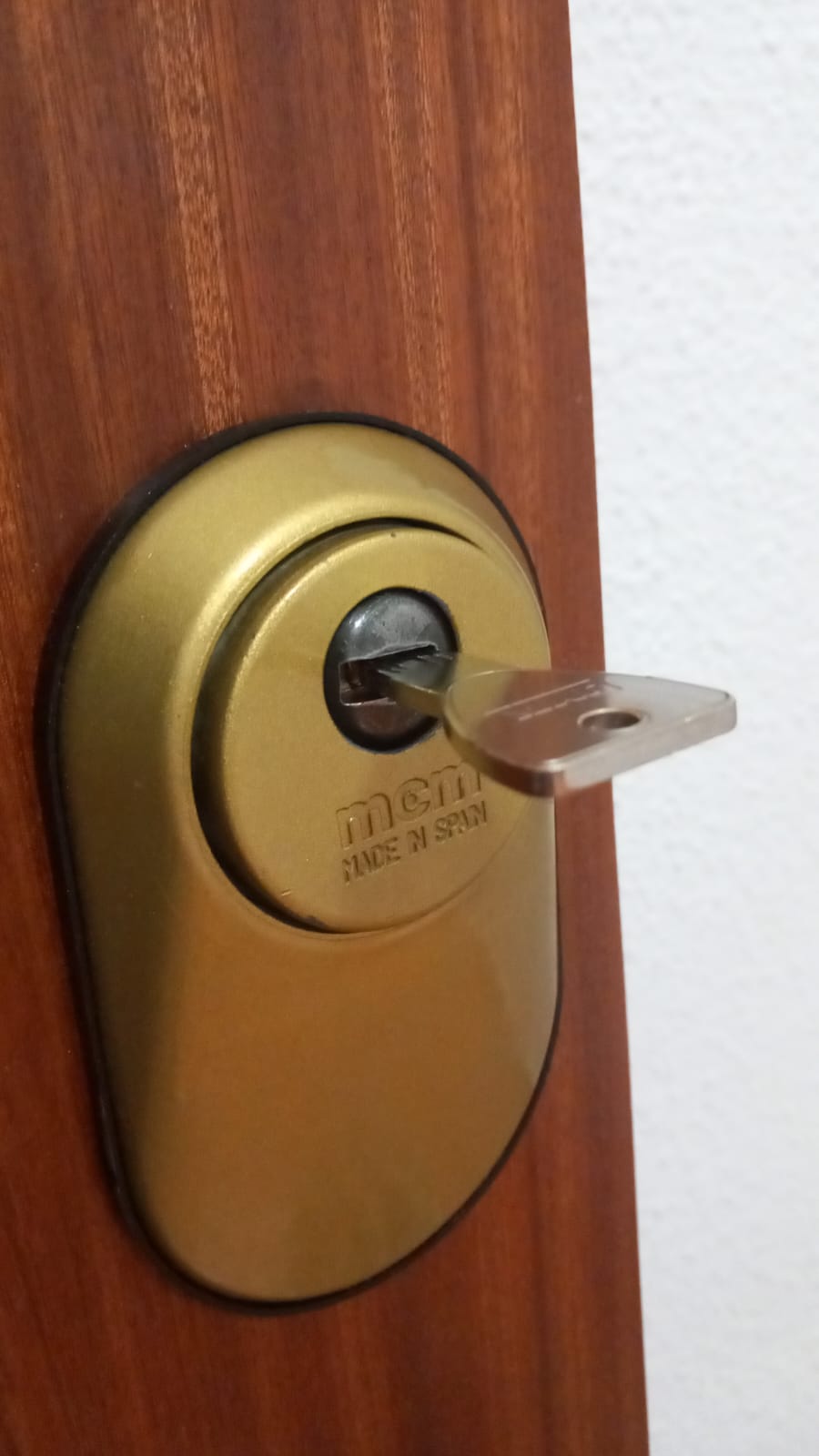 Abrir puerta sin daños en Alicante